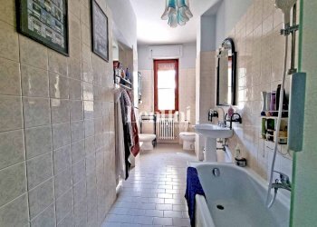 Bagno - Quadrilocale via Filippo Mellana, Casale Monferrato - foto 17