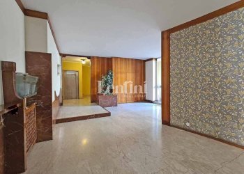 Interno palazzo - Quadrilocale via Filippo Mellana, 4, Casale Monferrato - foto 6
