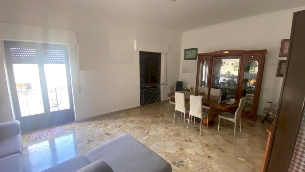 Salone - Appartamento via Nazionale, Carini - foto 2