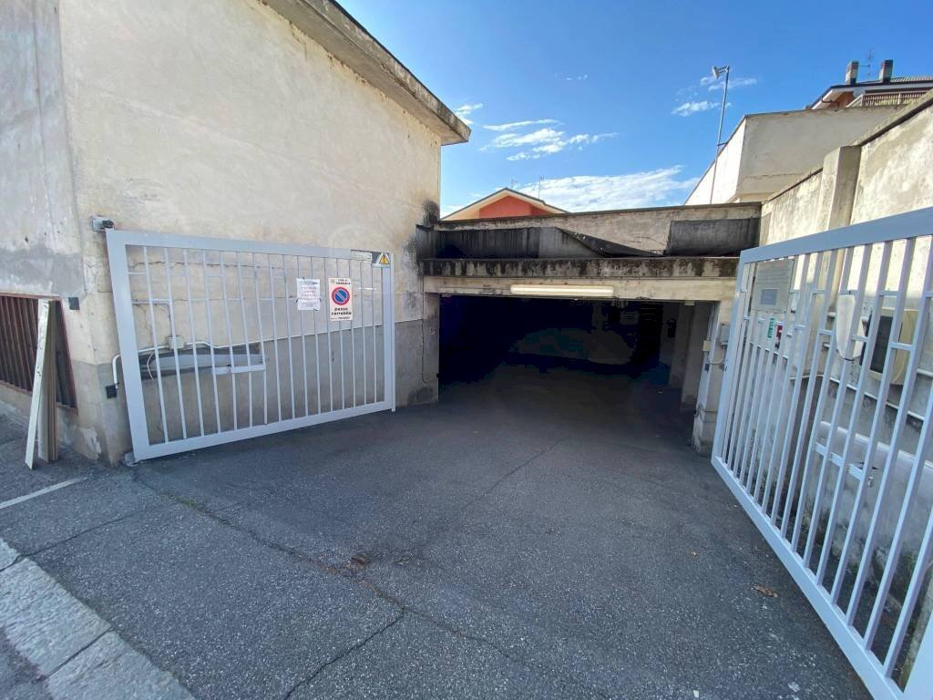 Ingresso - Box via Lorenzo Pegolo, Carmagnola - foto 1