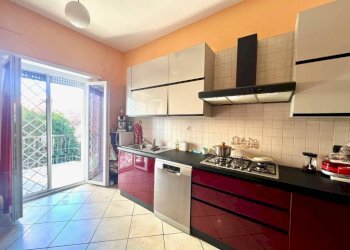 Cucina - Trilocale via Stati Uniti d'America, Genzano di Roma - foto 4