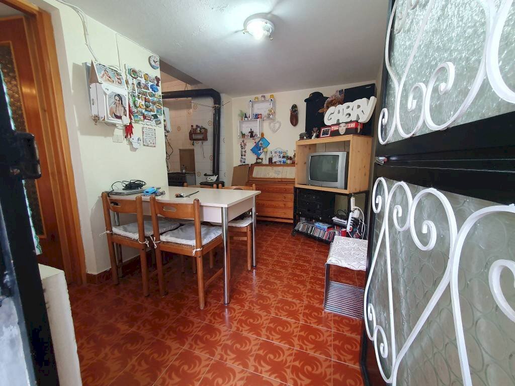 soggiorno - Trilocale via Luigi Martini, Fenestrelle - foto 2