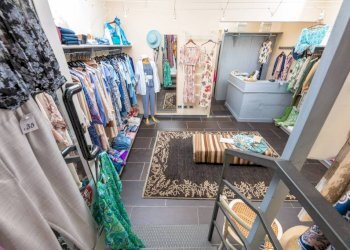 Interno - Negozio piazza Albertina, 18r, Genova (zona Sestri Ponente) - foto 7