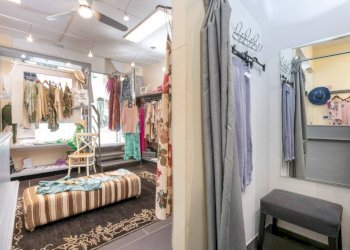 Interno - Negozio piazza Albertina, 18r, Genova (zona Sestri Ponente) - foto 15