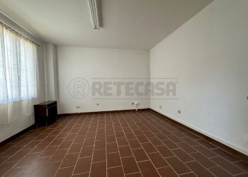 IMG_4344.jpg - Commercial Premises Bassano del Grappa - photo 2