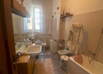bagno - Appartamento Via Roma 31, Ventimiglia - foto 13