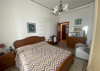camera da letto - Appartamento Via Roma 31, Ventimiglia - foto 14
