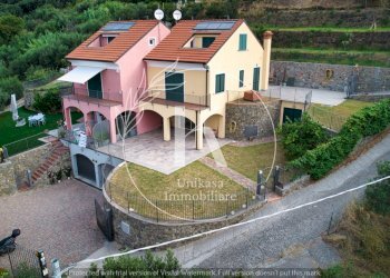 DJI_0332.jpeg - Villa a Schiera Via Valcada, Savona - foto 1
