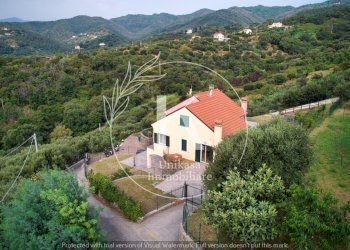 DJI_0358.jpeg - Villa a Schiera Via Valcada, Savona - foto 11