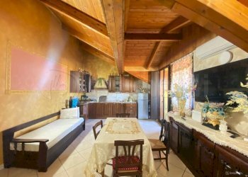 2.jpg - Three-room apartment Giugliano in Campania - photo 2