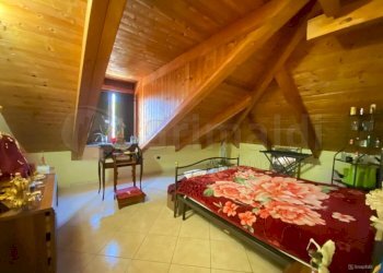 10.jpg - Three-room apartment Giugliano in Campania - photo 10