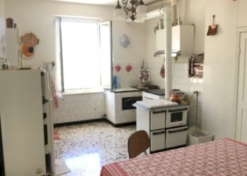 IMG_1741.JPG - Casa indipendente Località Migliaro, Castiglione Chiavarese - foto 5