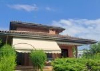 Casa indipendente Santo Stefano Belbo - foto 4