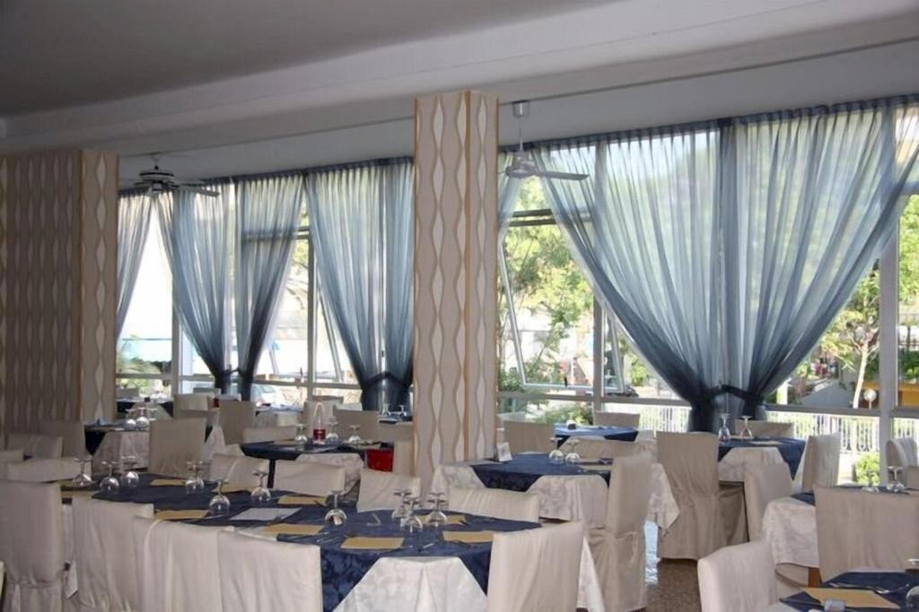 Hotel - Accommodation facility Cesenatico - photo 3