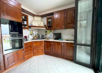Three-room apartment Via Donizetti, Trecate - photo 4