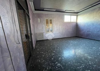 Bilocale Via Giacomo Agnesi, Imperia - foto 7