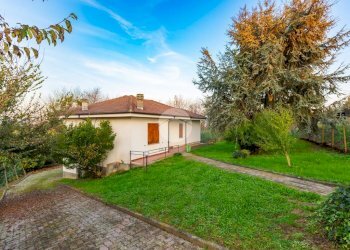 Villa Villa indipendente Via Scurzolengo, Calliano - foto 1