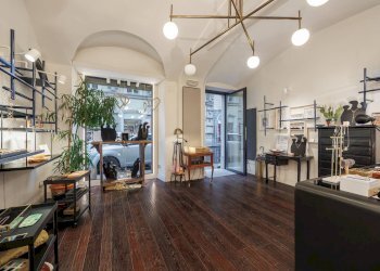 Shop via Fratelli Calandra, Torino (neighborhood Centro) - photo 3