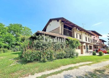 Facciata - Villa via Dovesio, 7, Villamiroglio - foto 2