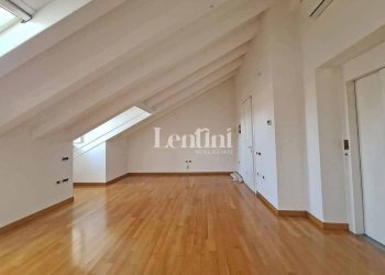 Stanza non arredata - Attic via Giovanni Lanza, 91, Casale Monferrato - photo 11