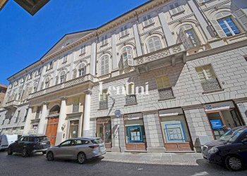 Facciata - Attico via Giovanni Lanza, 91, Casale Monferrato - foto 2