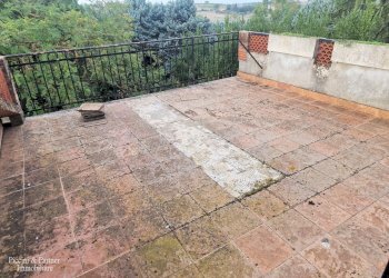 02.jpg - Apartment Via dei Partigiani 57, Castiglione del Lago - photo 2