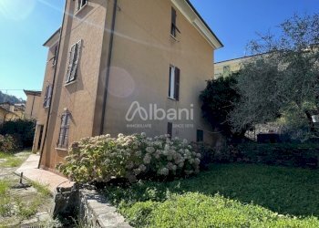 IN382_trifamiliare in vendita con giardino cantina - Villa Trifamiliare Via Costro, Ameglia - foto 9