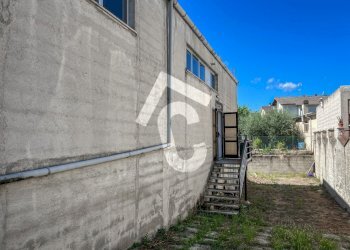 D401373A-776C-40A8-8AB2-4B554E1C1DB1.jpeg - Stabile - Palazzo Castelbellino - foto 11