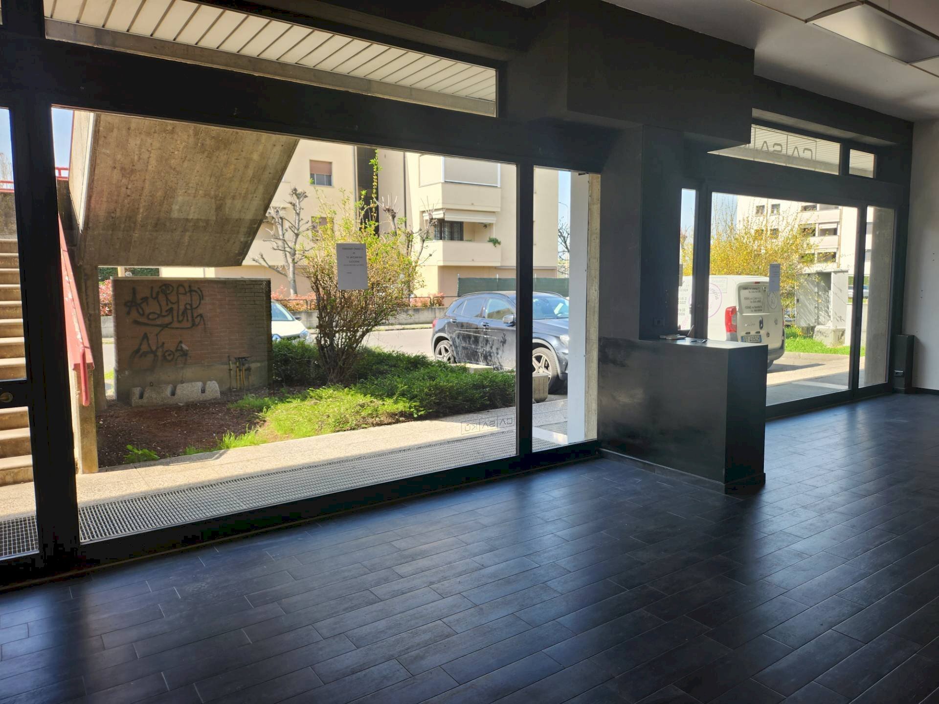 Commercial Premises Sassuolo - photo 3