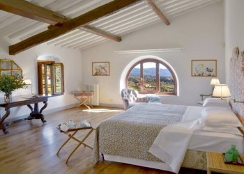 Camera da letto - Villa via Bolognese, 200, Firenze - photo 24