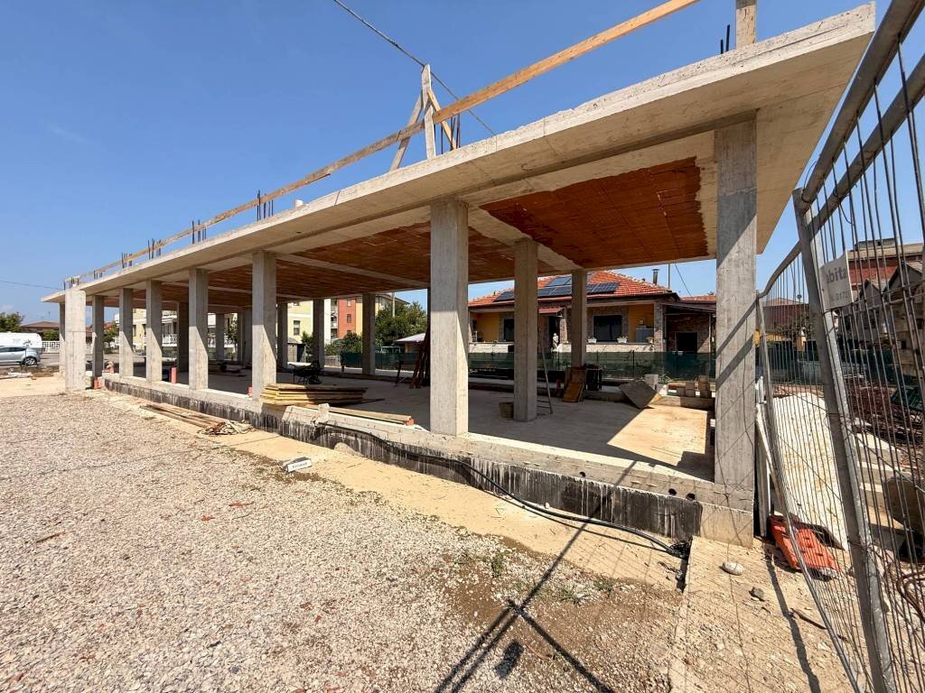 Facciata - Villa via Casalgrasso, 2, Sommariva del Bosco - foto 2