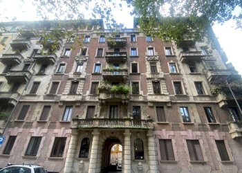 Cortile interno - Trilocale piazza Giuseppe Grandi, 4, Milano - foto 1