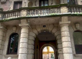 Cortile interno - Trilocale piazza Giuseppe Grandi, 4, Milano - foto 3