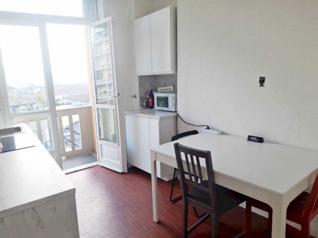 Cucina - Bilocale via San Tommaso, 27, Torino (zona Centro) - foto 1