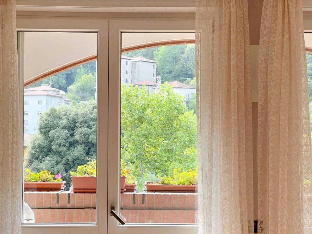 Vista - Trilocale piazza Giancarlo Puecher, Ponte Lambro - foto 1