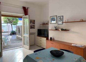 zona giorno - Bilocale Via San Vincenzo Ferrerii, Alassio - foto 3