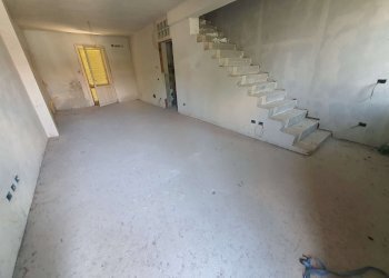 zona giorno - Villa strada provinciale SP124, Abbadia Cerreto - foto 3