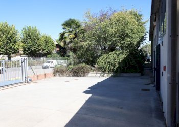 Capannone Calderara di Reno - foto 26