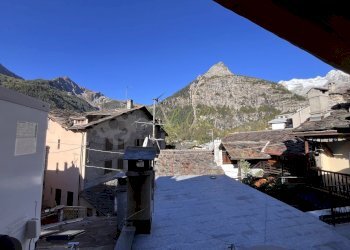 AFFITTO COURMAYEUR: vista - Quadrilocale Via Roma 47, Courmayeur - foto 23