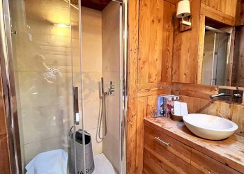 VENDITA COURMAYEUR - BAGNO CON BOX DOCCIA - Mansarda Via Circonvallazione 11, Courmayeur - foto 18