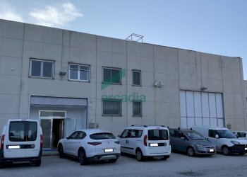 prospetto - Commercial Premises sp231 km 79.400, Modugno - photo 2