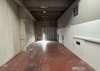 interno - Commercial Premises sp231 km 79.400, Modugno - photo 12