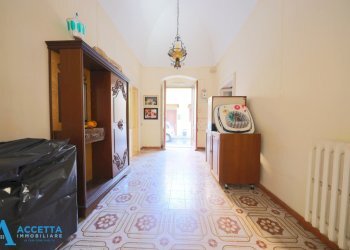 stanza - Appartamento Via Giuseppe Garibaldi 15, Taranto - foto 19