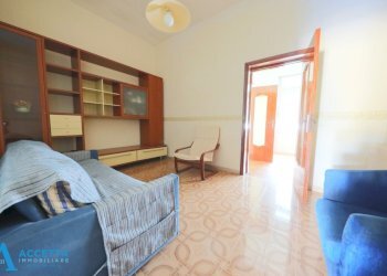 sala da pranzo - Independent house Via Giuseppe Garibaldi, Talsano 15, Taranto - photo 7