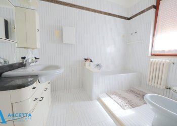 bagno - Independent house Via Giuseppe Garibaldi, Talsano 15, Taranto - photo 13