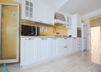 cucina - Trilocale Via Duca degli Abruzzi  14, Taranto - foto 5