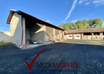 Casale Via Valle Po, 360., Cuneo - photo 1