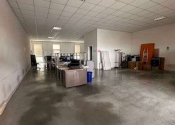 Laboratorio Modena (zona Madonnina) - foto 8