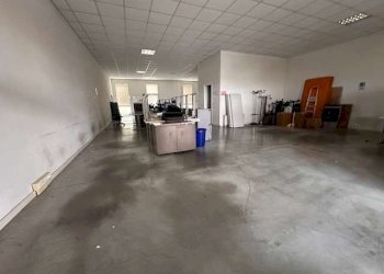 Laboratorio Modena (zona Madonnina) - foto 9