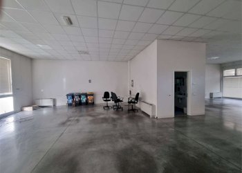 Laboratorio Modena (zona Madonnina) - foto 1